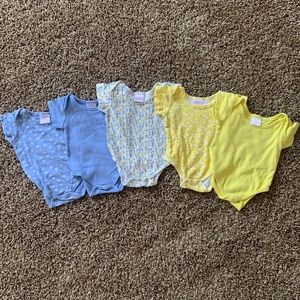 Cambridge Classics Baby Blue & Yellow 5 Piece Onesie Bundle Set 9-12 Months